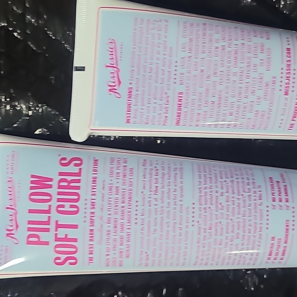 miss Jessie's pillow soft curls. 1 item only .